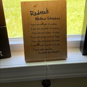 Redneck Weathur Stashun